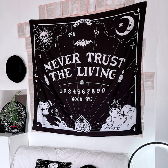 Killstar Other - Killstar "Never Trust The Living" Tapestry - Flag